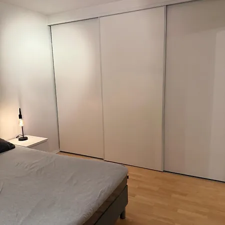 Centrally Located In The Middle Of The Center With 2 Bedrooms Daire